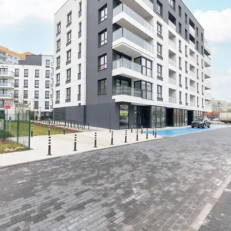 Modern & Bright With Garden By Rent Like Gdansk